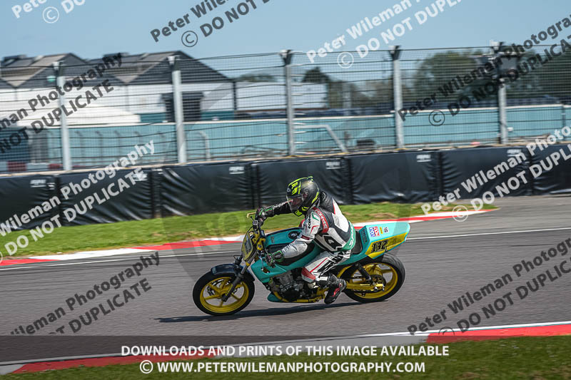 donington no limits trackday;donington park photographs;donington trackday photographs;no limits trackdays;peter wileman photography;trackday digital images;trackday photos